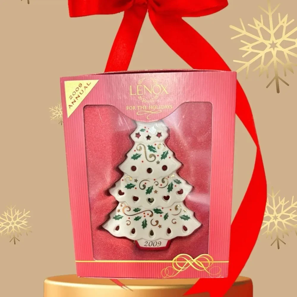 Lenox Cream and Gold‎ Christmas Tree Ornament 2009